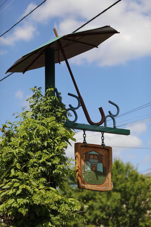 Casa De Khasia Zugdidi Buitenkant foto
