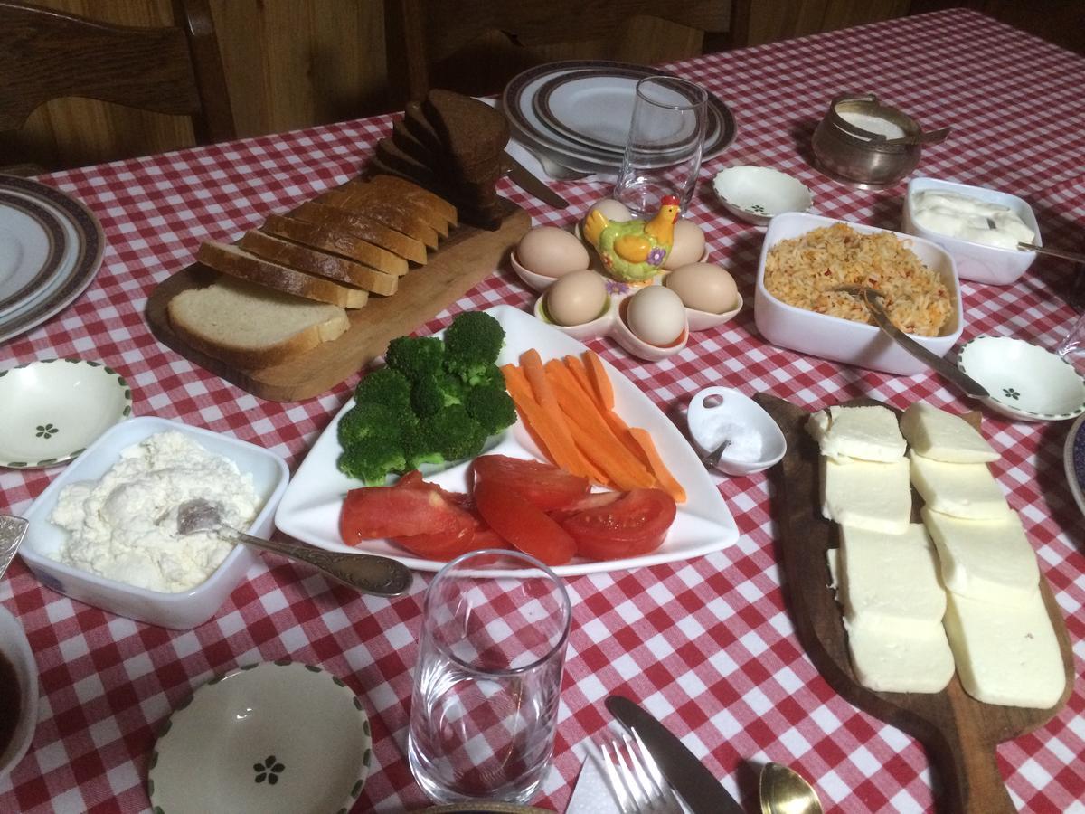 Casa De Khasia Zugdidi Buitenkant foto